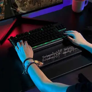 The Lors of the Rings wrist rest for keyboard